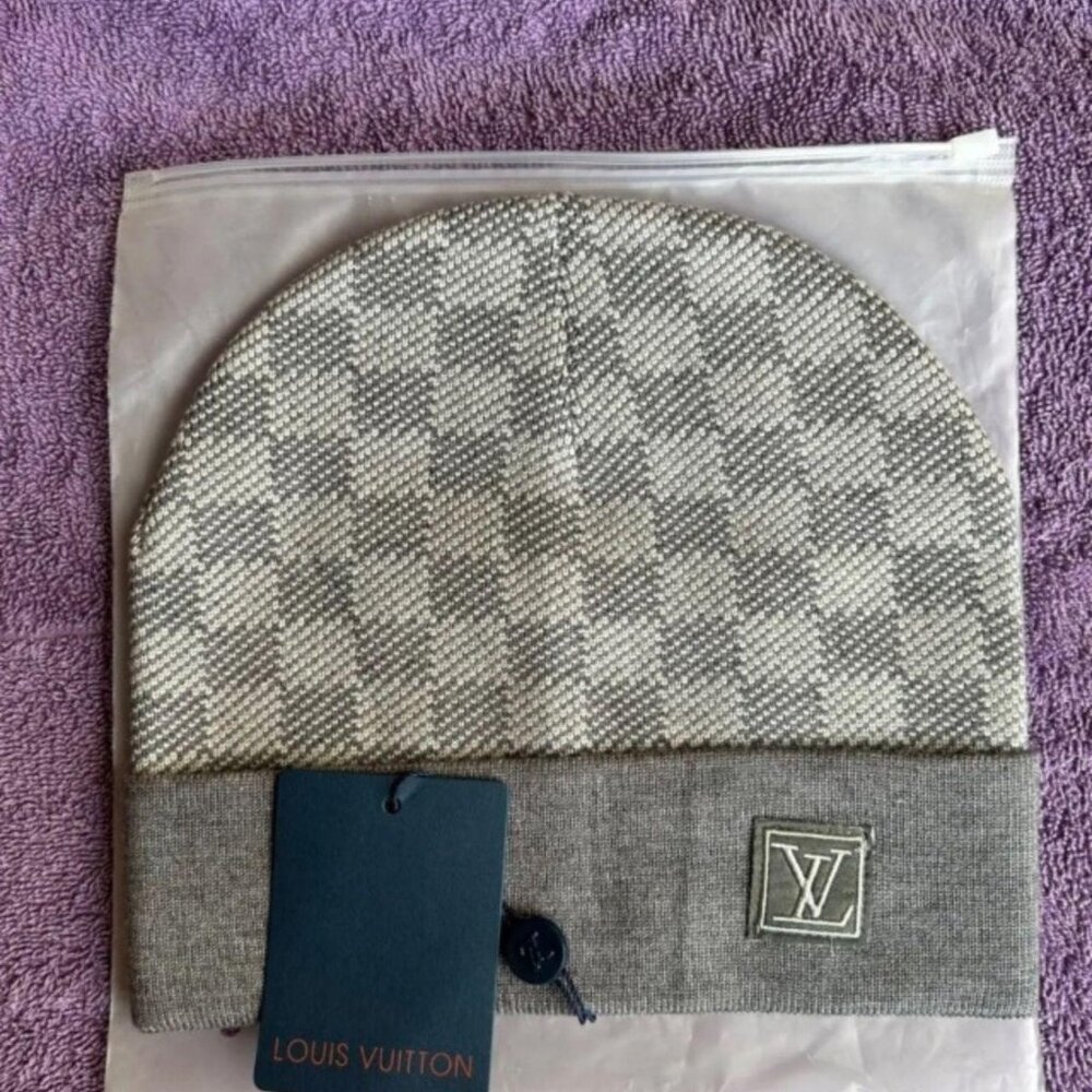 Louis Vuitton Gray Patterned Beanie - image 2
